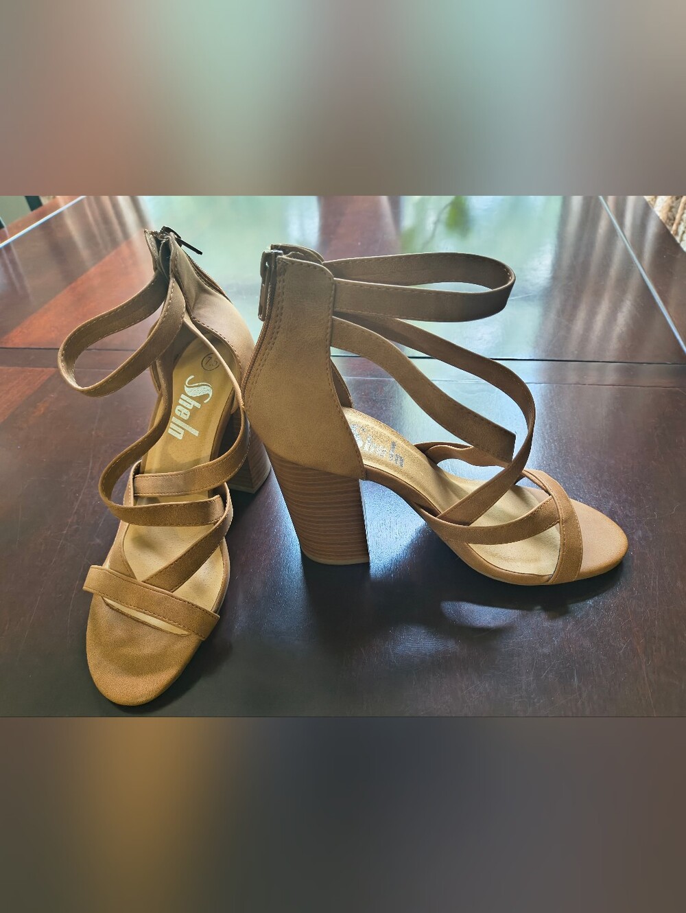 Strappy Block Heel Sandals in Light Brown